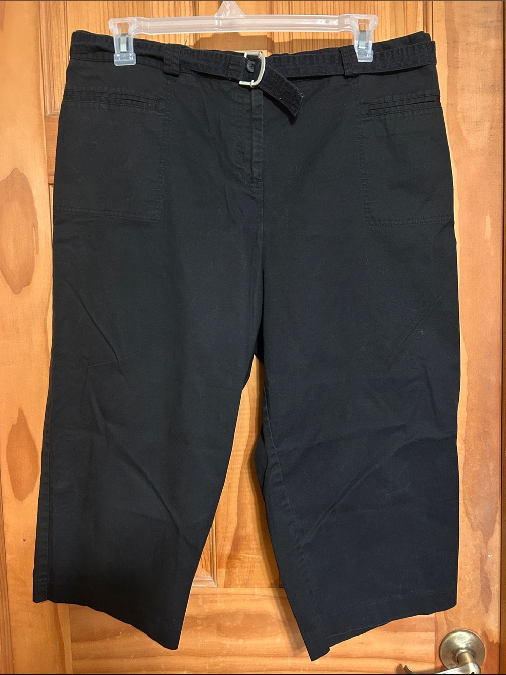 White Stag Black Belted Crop Pants Size 18W Like New